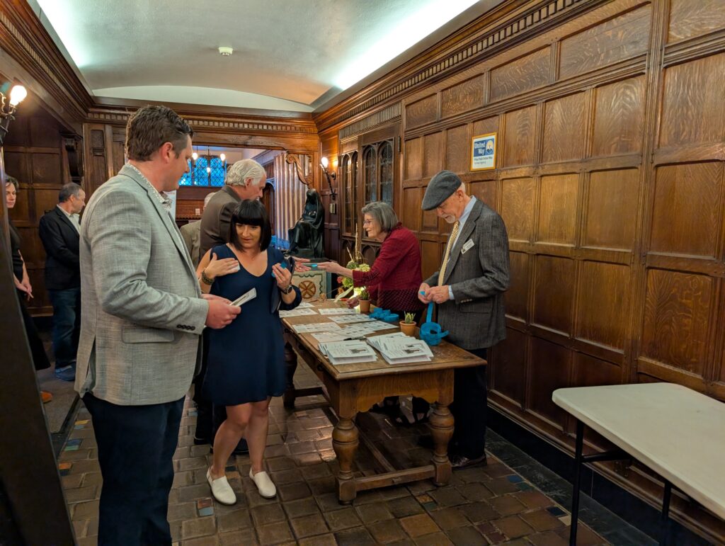 PXL_20251016_000206851