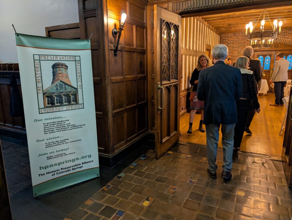 PXL_20251016_000416461