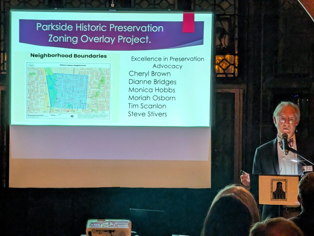 PXL_20251016_011639942