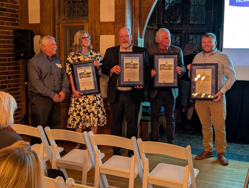 PXL_20251016_013700375